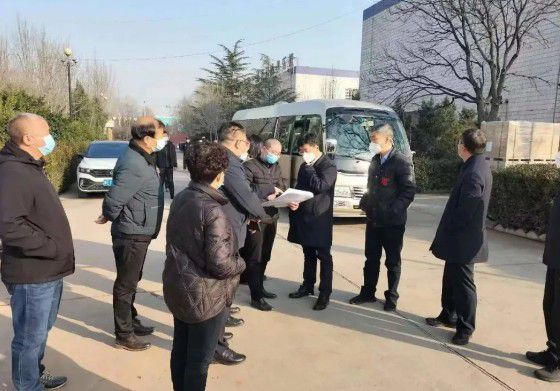 安陽市委副書記、市長(zhǎng)高永深入集團(tuán)公司援建文峰區(qū)方艙隔離點(diǎn)改建項(xiàng)目實(shí)地調(diào)研